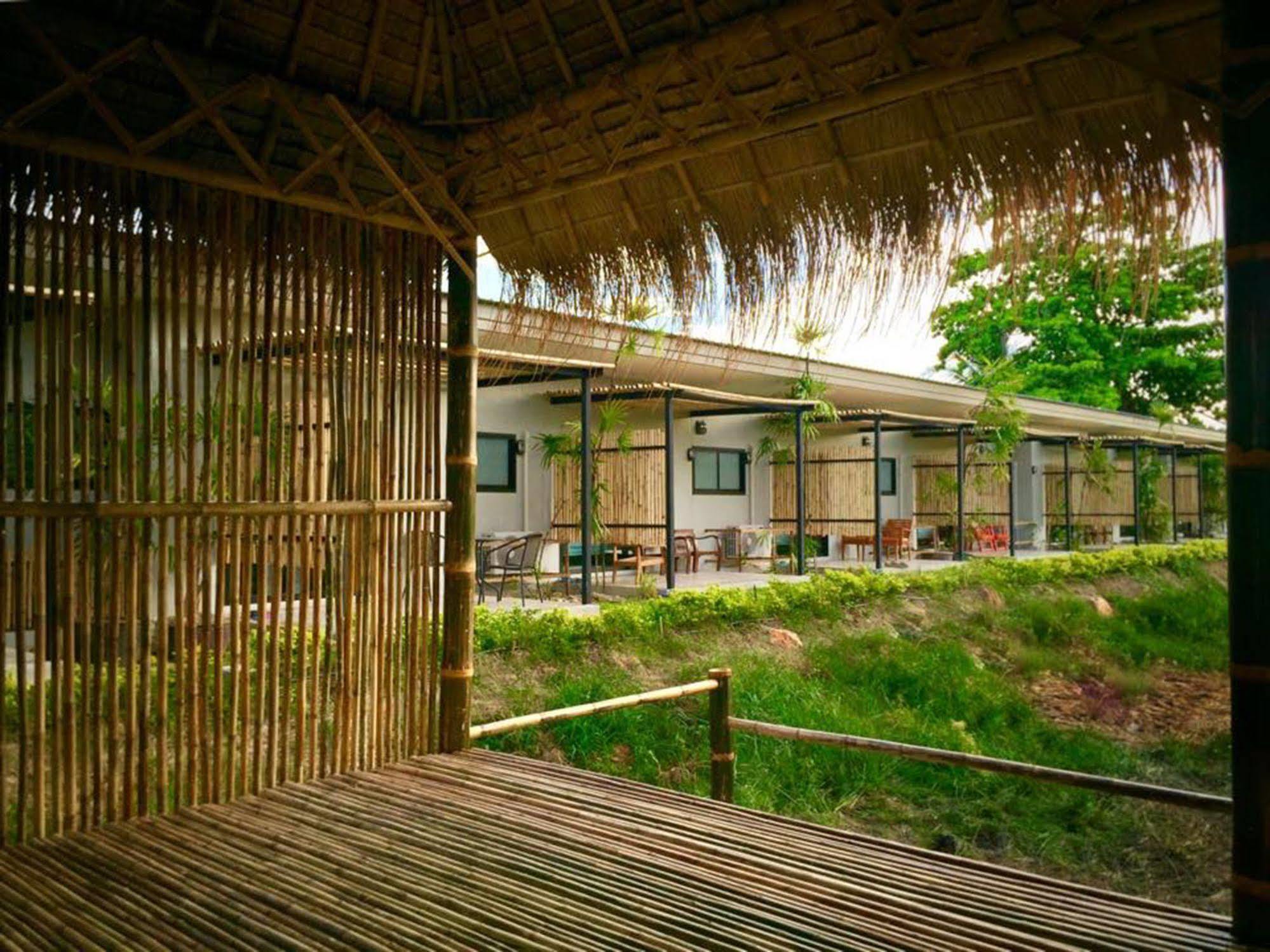 Sabye D Resort At Surat Surat Thani Exterior photo